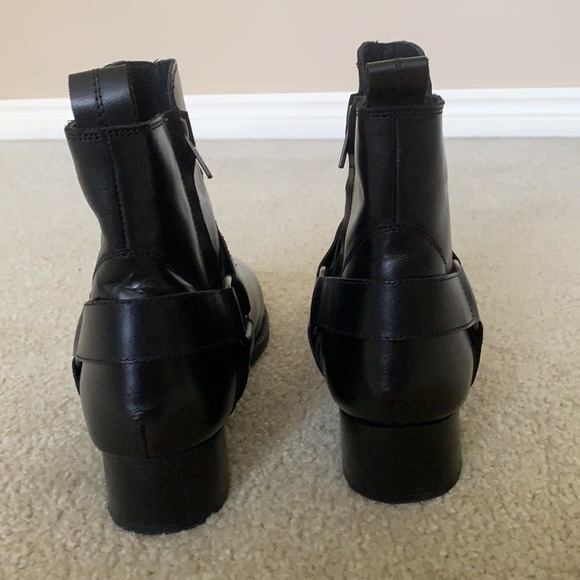 Urban Outfitters Black Boots - Picture 5 of 8